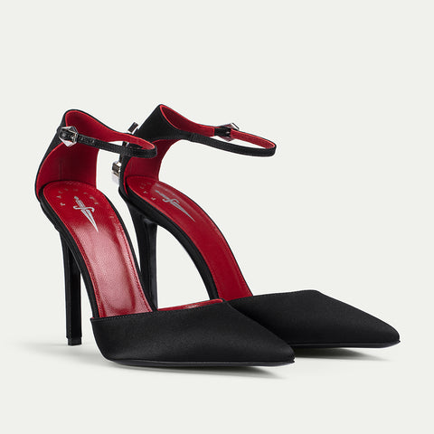 DAGGER HEEL