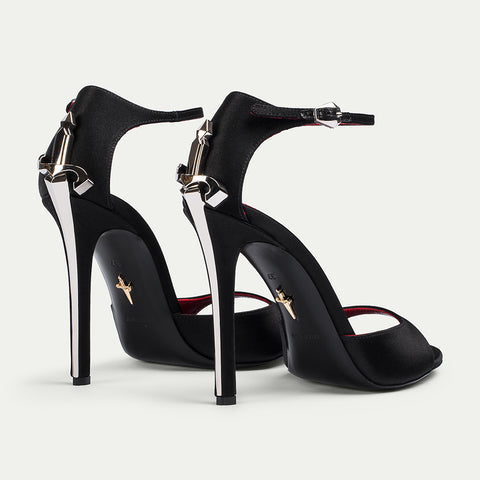 DAGGER HEEL