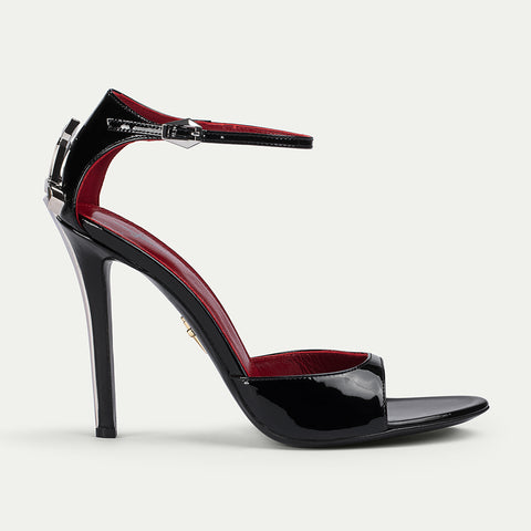 DAGGER HEEL