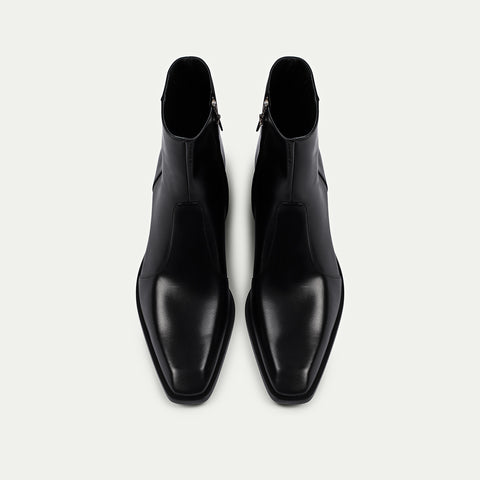 ARLINGTON DAGGER HEELS