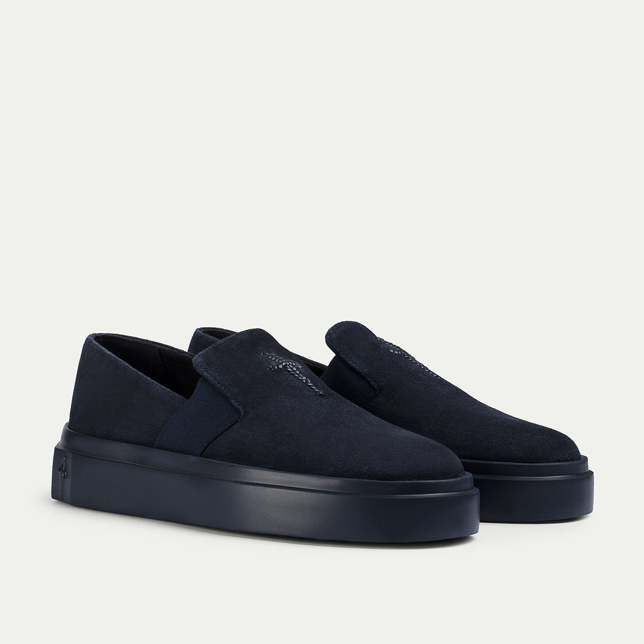VENUS  SLIP-ON